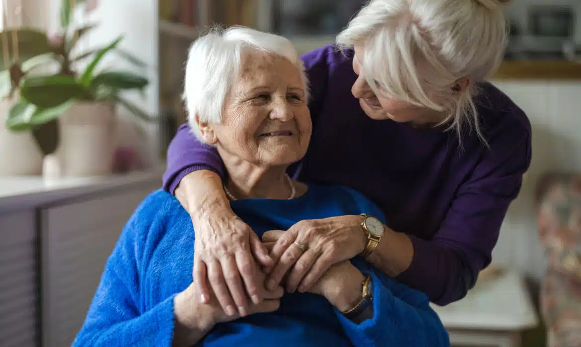 Pourquoi le maintien à domicile est-il un enjeu de taille pour les seniors ?