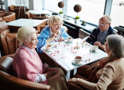 Top 3 des meilleurs jeux de société pour les seniors