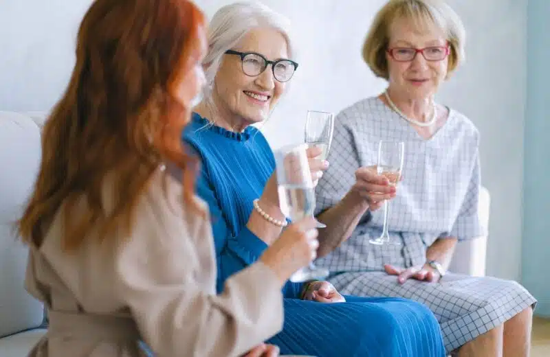 Maintenir une bonne santé visuelle chez les seniors : les méthodes indispensables à connaître