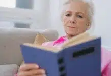 Les nombreux avantages de la lecture pour les personnes âgées