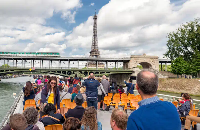 Une sortie à Paris pour un club du 3e âge