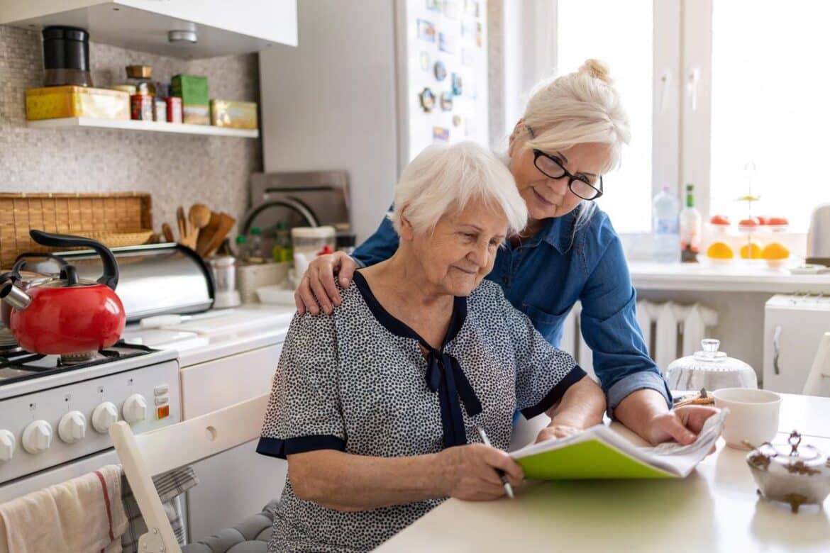 Les différentes options de service à la personne pour les seniors