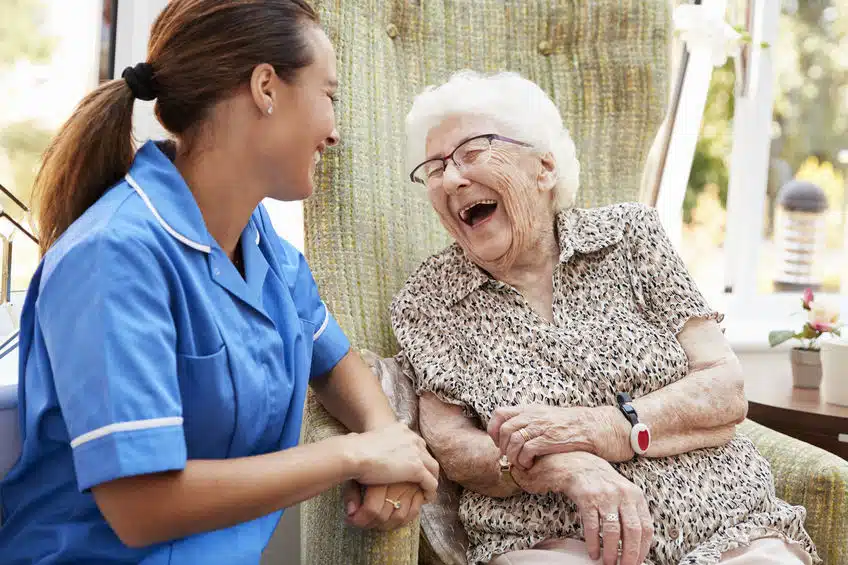 Naviguer dans les options d’EHPAD Alzheimer à Sèvres : Conseils de Cap Retraite