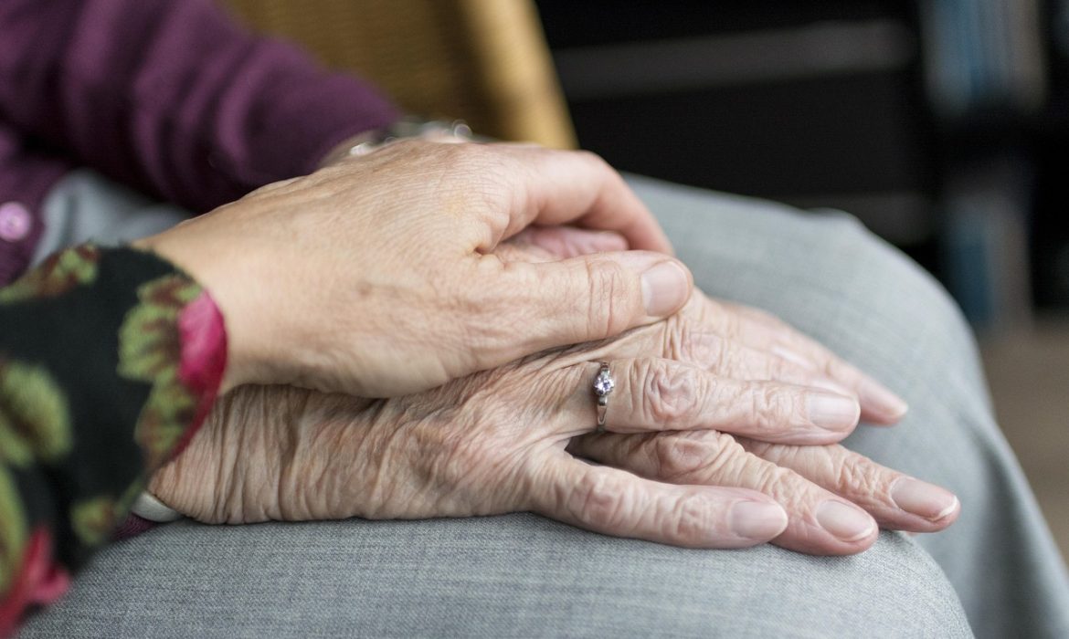 Les nouvelles technologies qui facilitent la vie des seniors à domicile